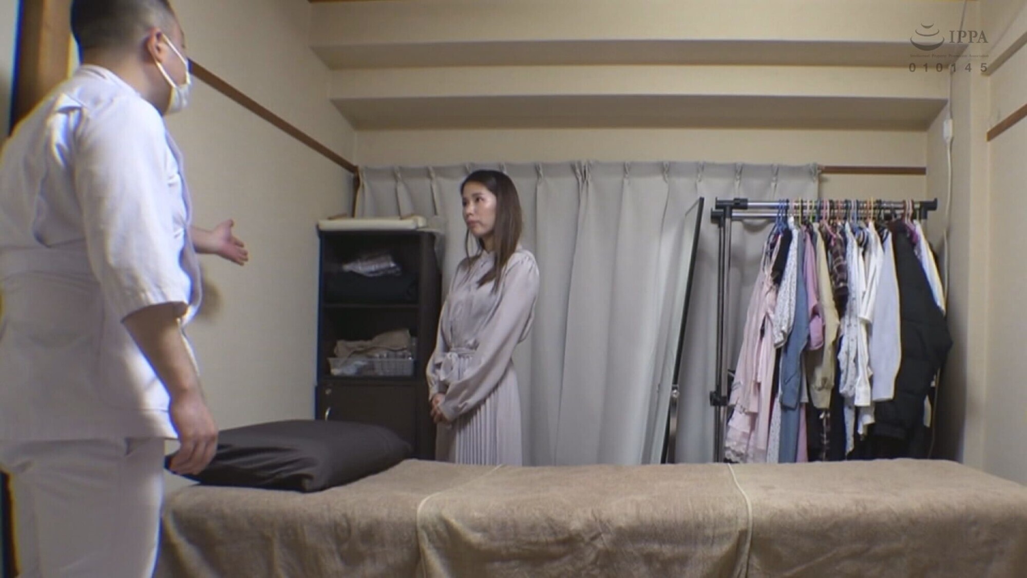 「通野未帆 魔法のオイルで快感マッサージ」のサンプル画像1枚目