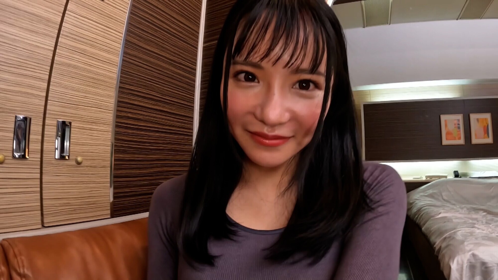 「映えるランチに付き合ってもらえますか？とナンパされて食欲が満たされたら性欲も満たします！巨乳美女とナンパノリパコ中出しセックス！」のサムネイル