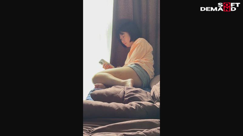 「【素人NTR】寝取られハメ撮り乱交！上納くんが見つけた素人娘たちの衝撃映像」のサンプル画像3枚目