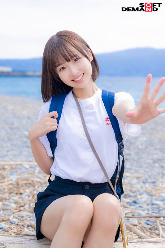 「【石川くるみ】小柄な美少女素人がイラマチオで涙目に！敏感ボディの現役保育士が初撮りで乱れる」のサンプル画像18枚目