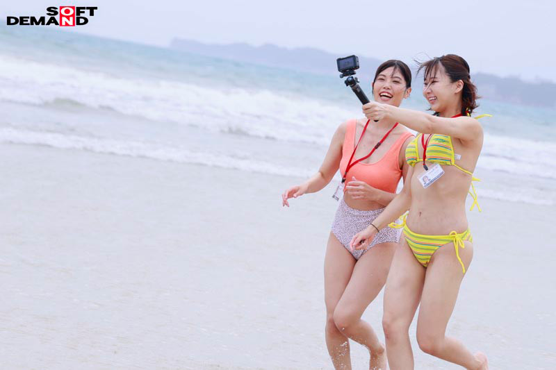 「【SOD女子社員】夏の新人AD4名がマジックミラー号企画リハーサルに挑戦【羞恥プレイ】」のサンプル画像17枚目