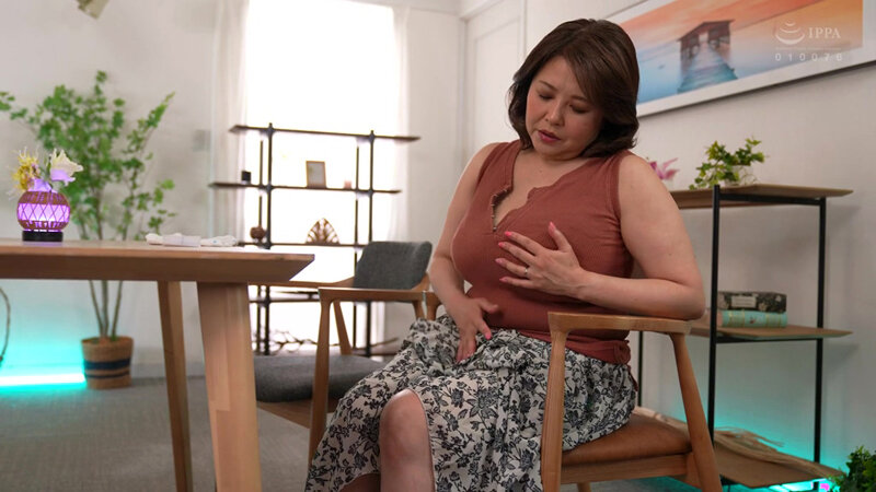 「寺島志保が中出しで乱れる！巨乳熟女人妻の本気イキ姿がエロすぎる濃厚セックス」のサンプル画像14枚目