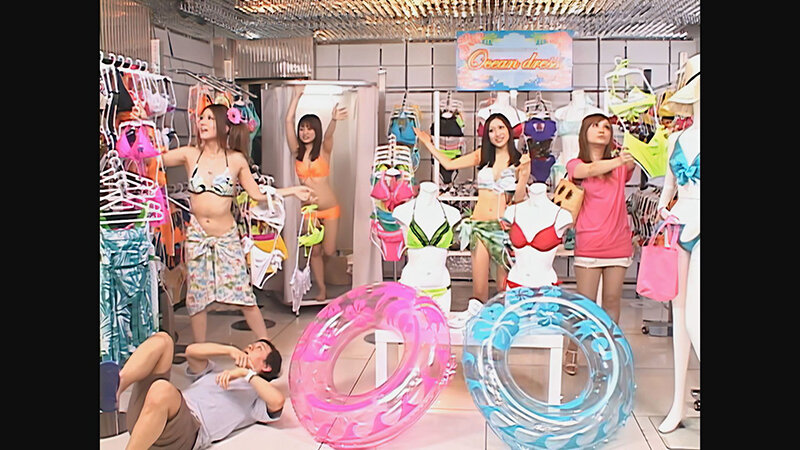 「彩月あかり・大槻ひびき出演！時間停止で羞恥プレイ｜ナース・水着姿でイラマチオ【AIリマスター版】」のサンプル画像4枚目