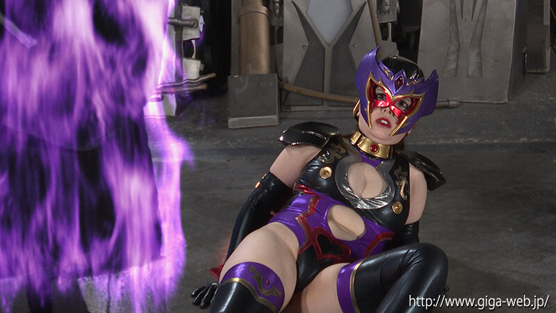 「月見伊織が魅せる女戦士ヒロイン!悪の女幹部が正義に目覚める光堕ち作品」のサンプル画像13枚目