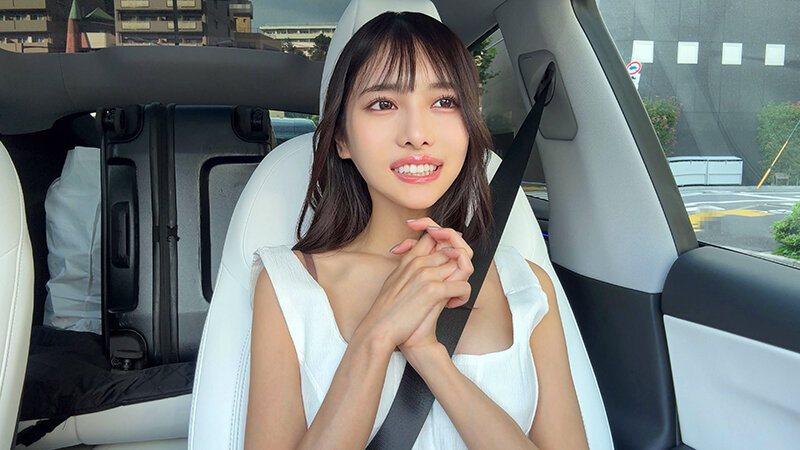 「スレンダー巨乳セレブ人妻とハメ撮り不倫SEX！贅沢ボディに中出しする背徳プレイ」のサンプル画像4枚目