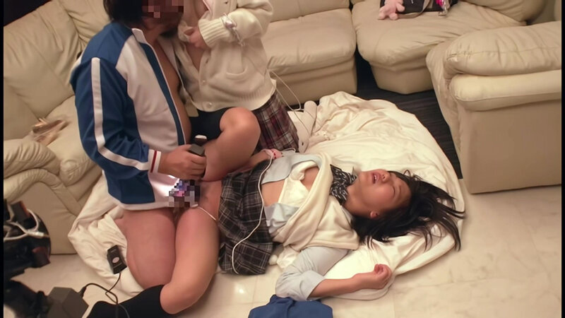 「素人巨乳女子校生けい&あつの関西円光動画|電マ責め&中出しプレイ【AIリマスター版】」のサンプル画像6枚目