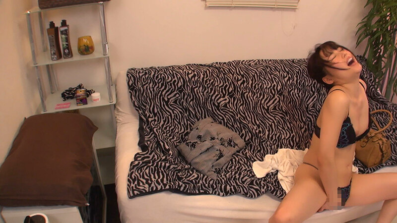 「【人妻熟女】欲求不満な主婦40人の激しいオナニー盗撮映像5時間｜羞恥プレイ総集編」のサンプル画像12枚目