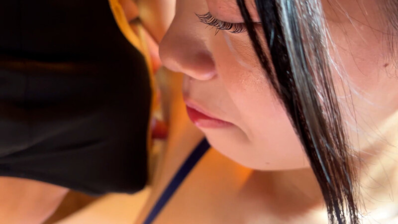 「【素人ナンパ】黒髪お姉さんギャルかなちゃんがM男の大胆リクエストに応える街角交渉動画」のサンプル画像9枚目