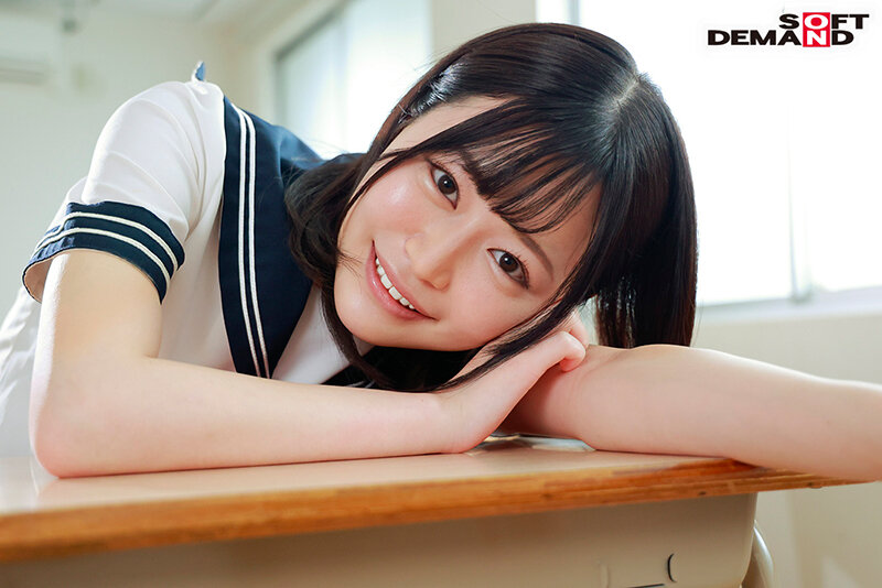 「響乃うたAVデビュー！スレンダー美少女女子校生の弾ける笑顔と青春エッチ」のサンプル画像2枚目