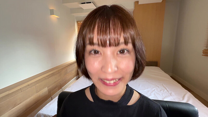 「【玉城夏帆】素人お姉さんをナンパ!初体験の擬似フェラに挑戦する個人撮影動画」のサンプル画像2枚目