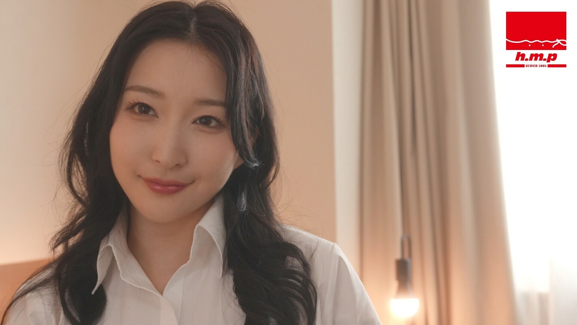 「月野かすみ 巨乳人妻が不倫相手と濃厚パイズリ＆中出しセックスで乱れる出張密会」のサムネイル