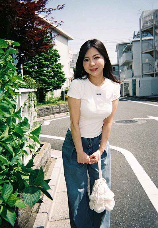 「吉澤友貴のW不倫ハメ撮り動画｜フェラ・ごっくん・中出しで朝まで濃厚セックス」のサンプル画像2枚目