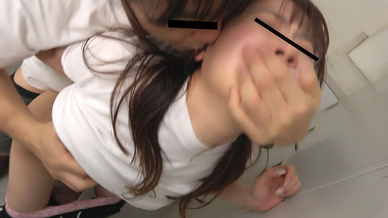 「【素人】巨尻キャリアウーマンをジムのロッカーで中出し!局部アップで魅せる濃厚セックス」のサンプル画像10枚目