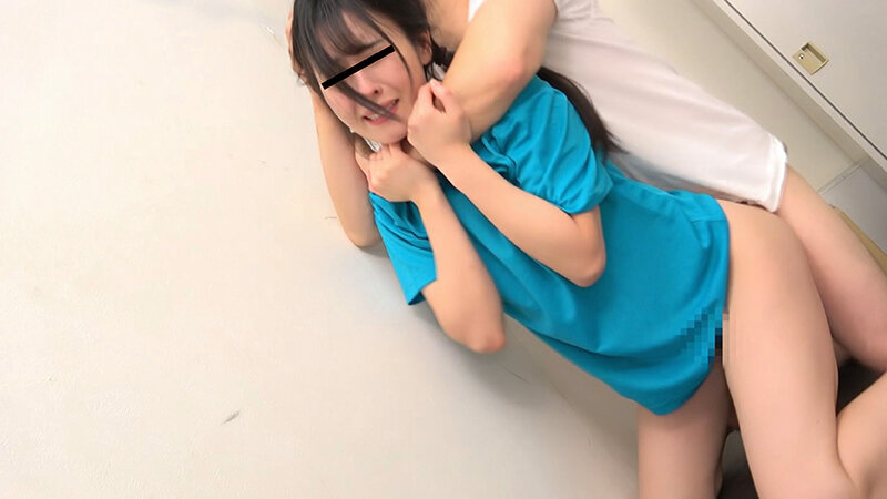 「【素人】巨尻キャリアウーマンをジムのロッカーで中出し!局部アップで魅せる濃厚セックス」のサンプル画像15枚目