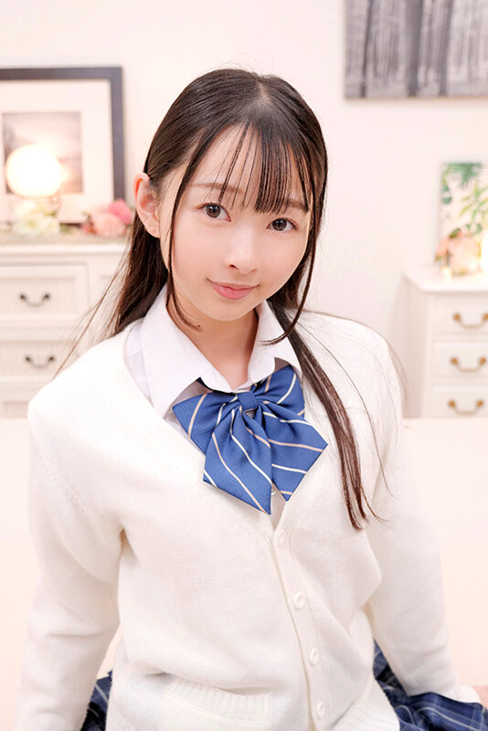 「海野いくら・伊織ひなの・望月つぼみがスレンダー女子校生コスで中出し解禁！黒スト着衣プレイ」のサンプル画像13枚目