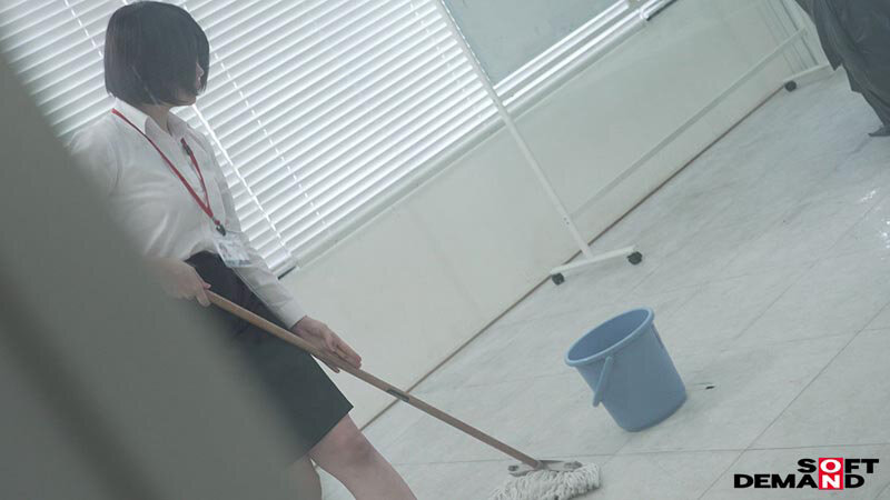 「本村素子が挑む羞恥の浣腸体験!局部アップで見せるアナルセックスの実態検証」のサンプル画像8枚目