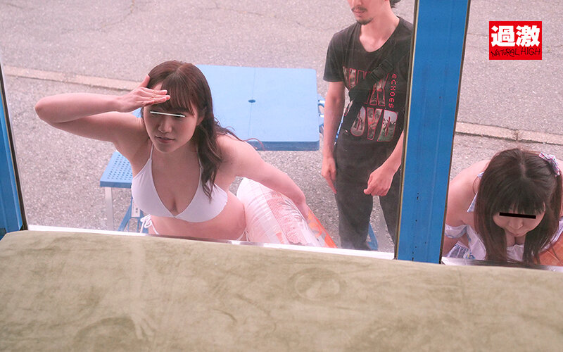 「【素人ギャル】水着美女がマッサージで初潮吹き体験！ナンパされた押しに弱いギャルに中出し」のサンプル画像8枚目