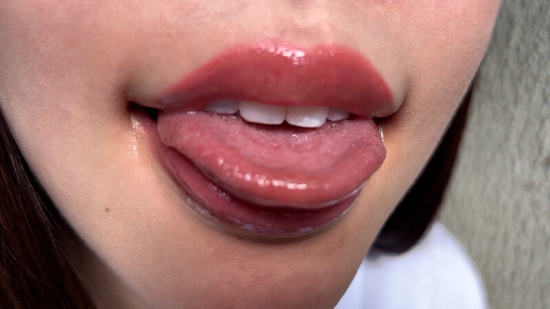 「【素人ナンパ】街角で声をかけたお姉さんまいなちゃんの口内観察体験動画」のサンプル画像15枚目