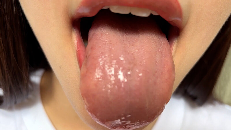 「【素人ナンパ】街角で声をかけたお姉さんまいなちゃんの口内観察体験動画」のサンプル画像5枚目