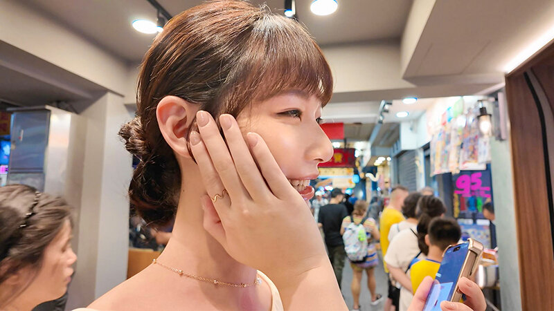 「Junna Hung アジアの奇跡美少女とデート 女装・男の娘系新人女優のAVデビュー作品」のサンプル画像11枚目