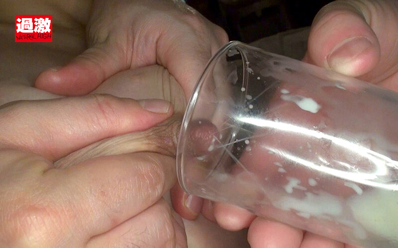 「【巨乳人妻】母乳を搾られながら中出しされる人妻たち|盗撮・睡眠プレイ動画」のサンプル画像15枚目