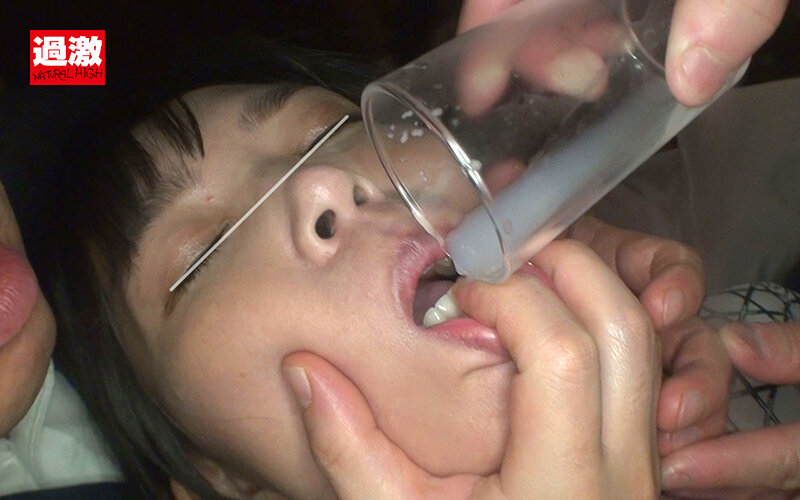 「【巨乳人妻】母乳を搾られながら中出しされる人妻たち|盗撮・睡眠プレイ動画」のサンプル画像16枚目