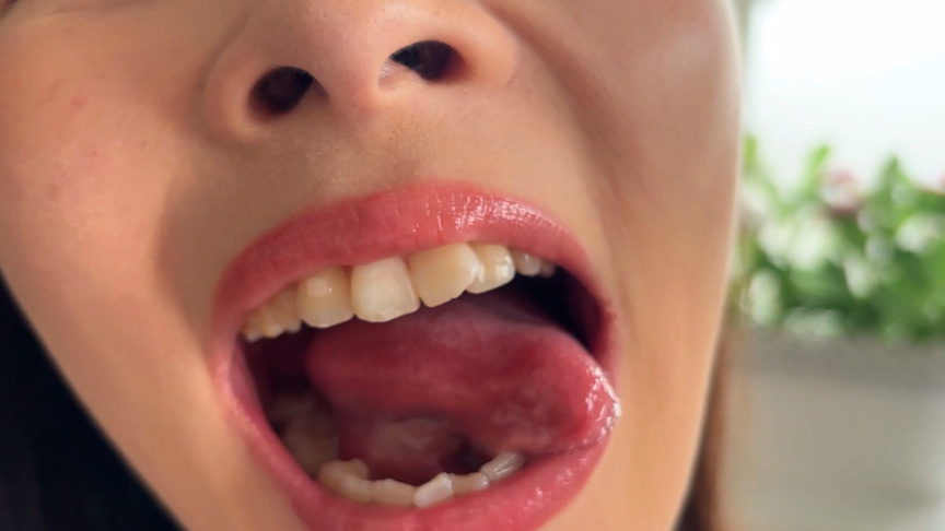 「【素人】街角パート主婦みおりさんの口内観察プレイ｜歯フェチ必見の接写映像【フェチ動画】」のサンプル画像5枚目