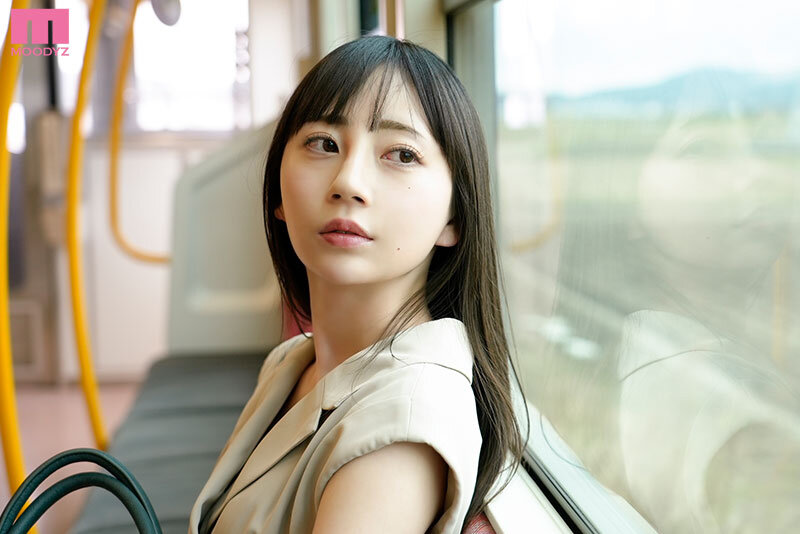 「七沢みあが魅せるNTR作品|美少女スレンダー女優の濃厚フェラと禁断の寝取られ関係」のサムネイル