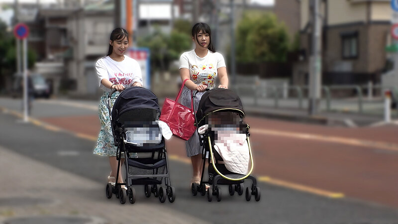 「【人妻ナンパ】優しい熟女ママ友が童貞くんにハーレム3P筆おろし中出しで優しく指導」のサンプル画像1枚目