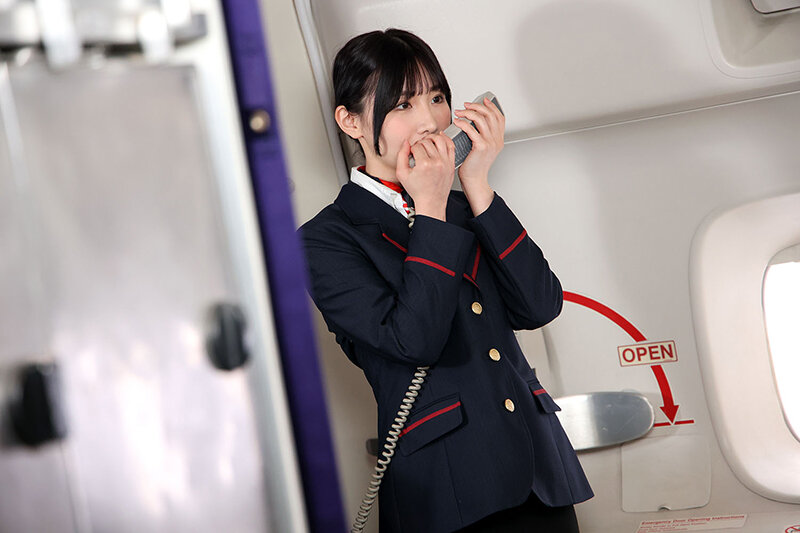 「美人キャビンアテンダントの痴女責め！S字尻振り騎乗位で中出しさせられる濃厚フライト」のサンプル画像3枚目