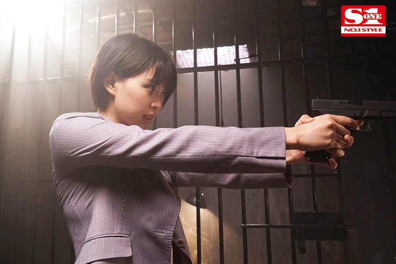 「葵つかさ・三上悠亜ら豪華女優10人が魅せる巨乳美少女捜査官コンプリート8時間」のサンプル画像3枚目