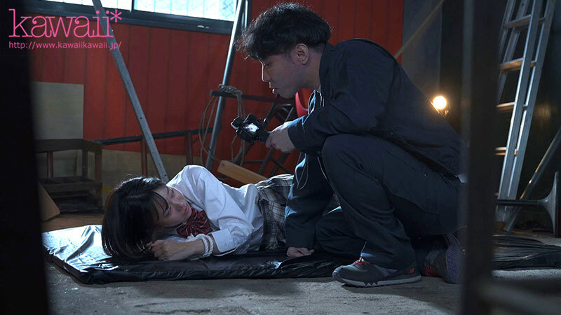 「赤名いと 制服美少女が中出しアクメで絶頂!M女インフルエンサーの生々しい記録」のサンプル画像7枚目