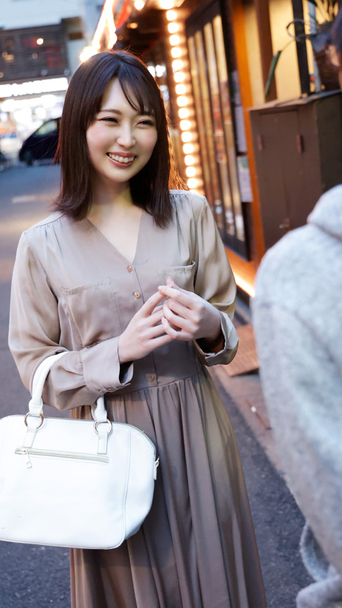 「【素人ナンパ】街角で見つけた美女6人とホテルで即パコ！むっつりスケベな素人娘たちの本気絶頂4時間SP」のサンプル画像6枚目