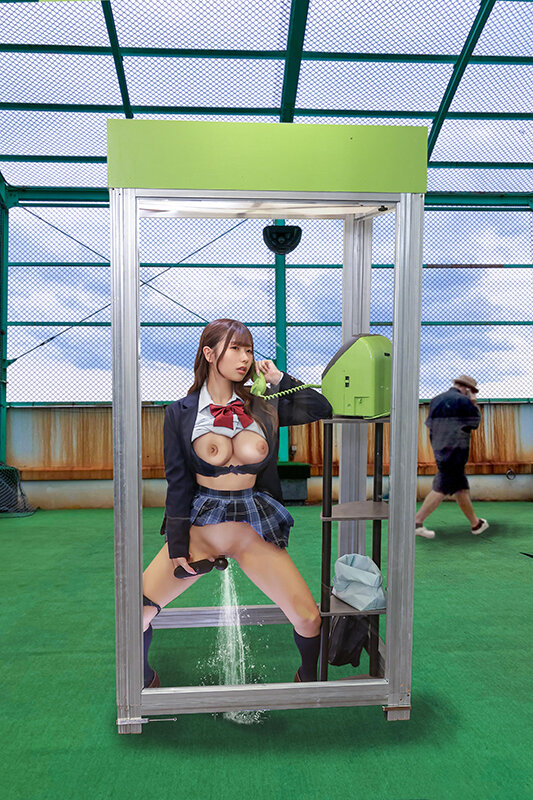 「【素人JD】公衆電話ボックスで電マ責め！美乳ギャルが潮吹きアクメで絶頂イキ体験」のサムネイル