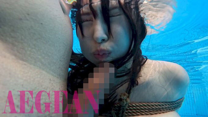 「広瀬美結が野外露出で緊縛プレイに挑戦！巨乳美女の羞恥くすぐり責め体験」のサンプル画像15枚目