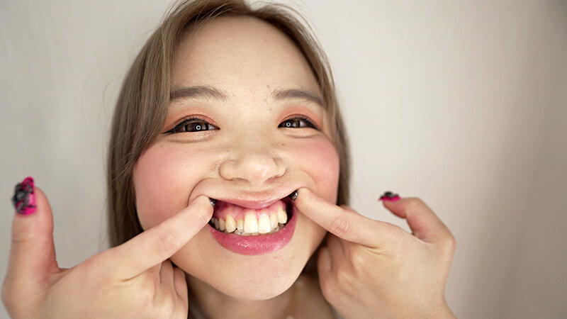 「【菊池はる】素人お姉さんをナンパ！個人撮影で見せる大胆リクエスト対応が話題」のサンプル画像6枚目