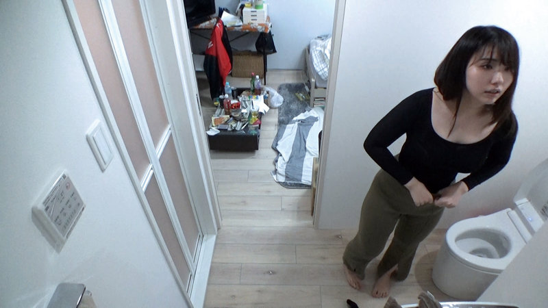 「【素人ナンパ】巨乳美少女を連れ込み隠し撮り！リアル盗撮映像が話題のサラリーマンシリーズVol.18」のサンプル画像10枚目