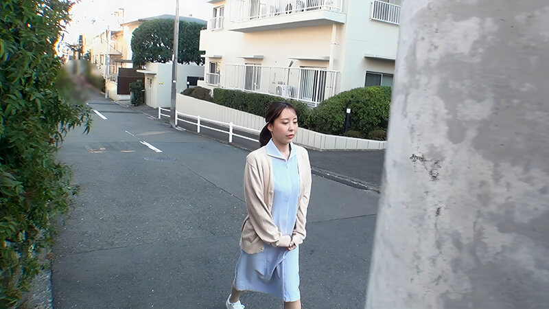 「美女32人に夢の中で中出し！女子校生・お姉さん・人妻が眠りながら感じる5時間SP」のサンプル画像6枚目