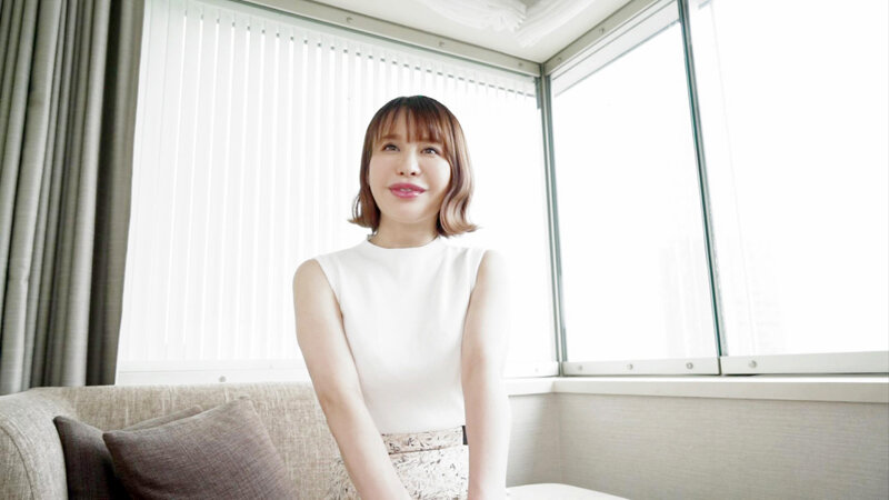 「【入田真綾】巨乳人妻熟女の禁断不倫セックス！濃厚中出しで乱れる淫らな姿を完全収録」のサンプル画像1枚目