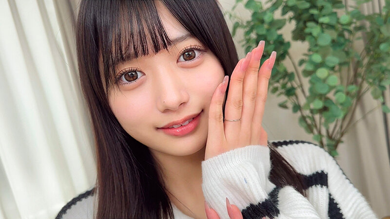 「【素人人妻】巨乳熟女30人の恥じらいオナニー観察！4K接写で魅せる局部アップ5時間」のサンプル画像1枚目