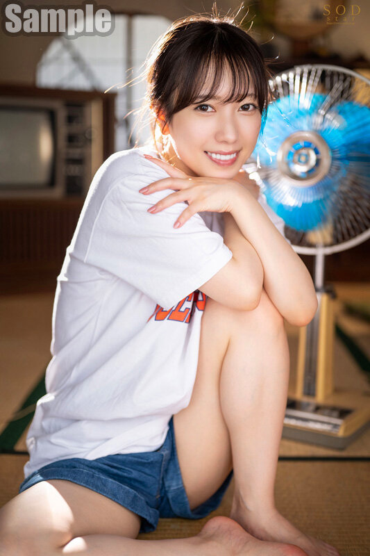 「【小湊よつ葉】幼馴染と久しぶりの再会で濃厚セックス三昧！美少女との夏の思い出【中出し】」のサンプル画像3枚目