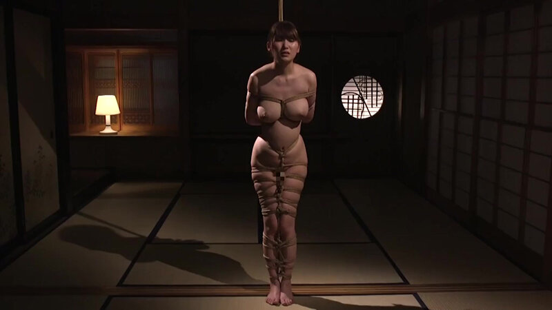 「三原ほのか 巨乳熟女が緊縛SMで調教される イラマチオ責めに悶える人気女優」のサンプル画像1枚目