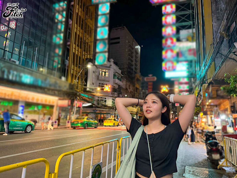 「二葉エマが巨乳を揺らし拘束絶頂アクメ連続オーガズム中出しされる監禁プレイ」のサンプル画像4枚目