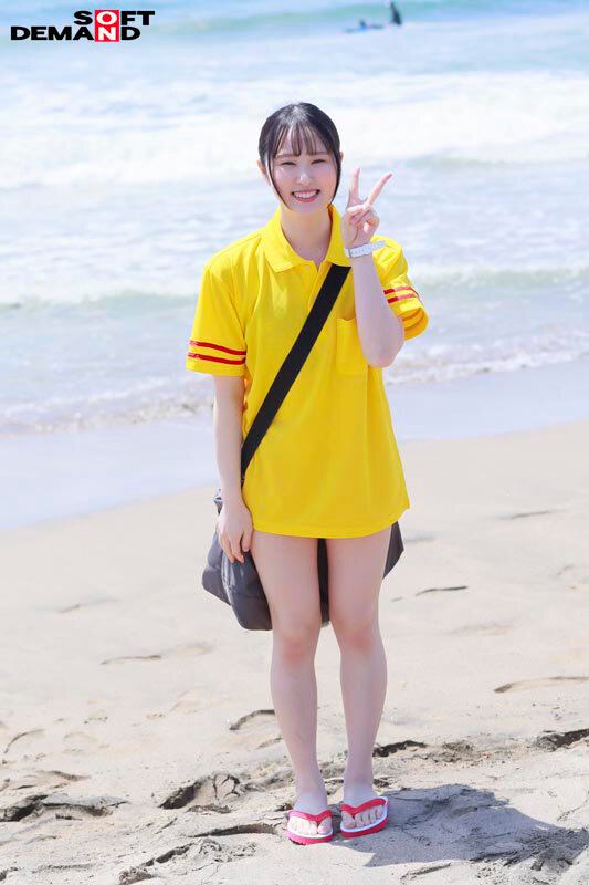 「【素人美少女】スレンダー女子大生が電マと濃厚キスで感じまくる海辺の講習体験」のサンプル画像7枚目