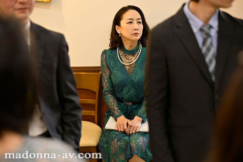 「瀬尾礼子が魅せる人妻の不倫情事｜同窓会で再会した熟女の中出し逢瀬ドラマ」のサムネイル