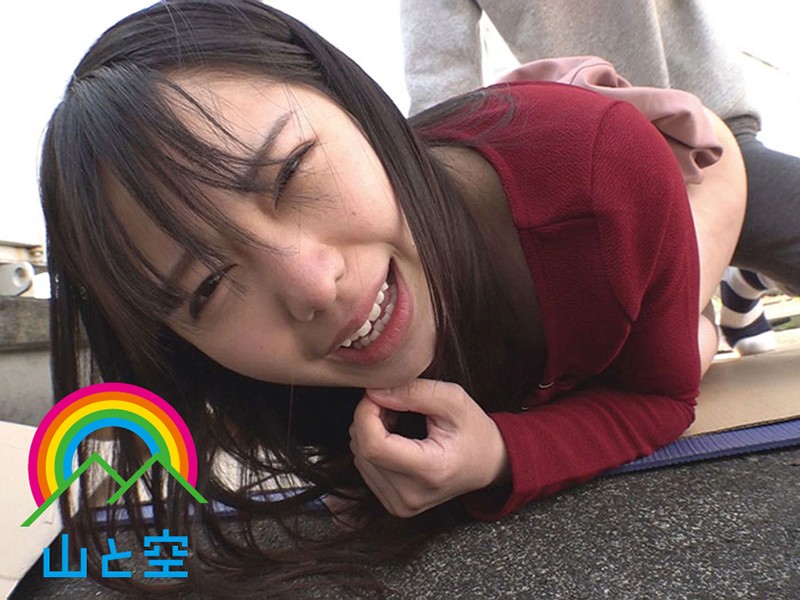 「【素人】SNS配信中の見せたがり女性に突撃!野外露出プレイの刺激的な一部始終」のサンプル画像20枚目