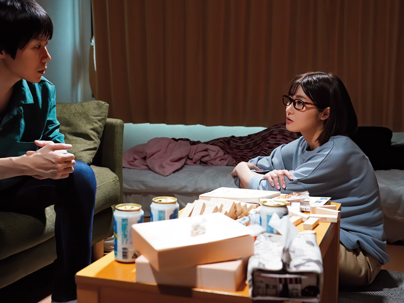 「藤森里穂のNTR騎乗位中出しセックス！巨乳の彼女の友達と3日間の禁断記録」のサンプル画像2枚目