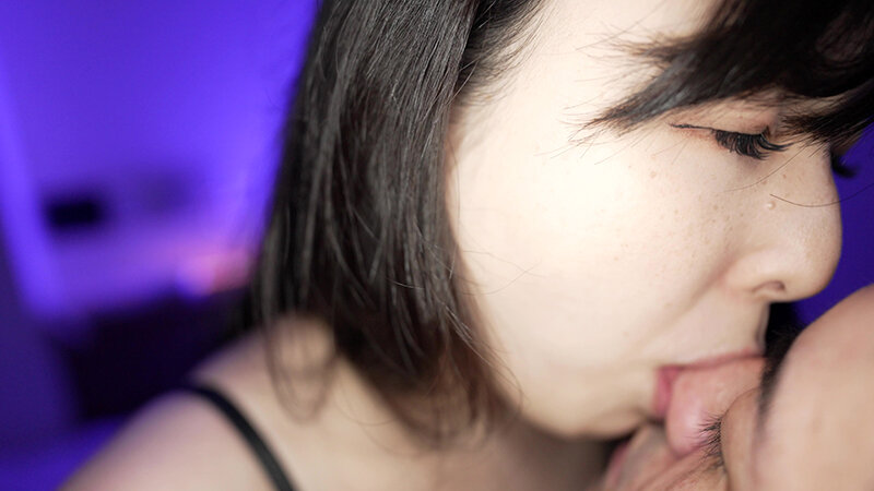 「【横山夏希】美人お姉さんを街角ナンパ!素人風の恥じらいがたまらない濃厚プレイ」のサンプル画像18枚目