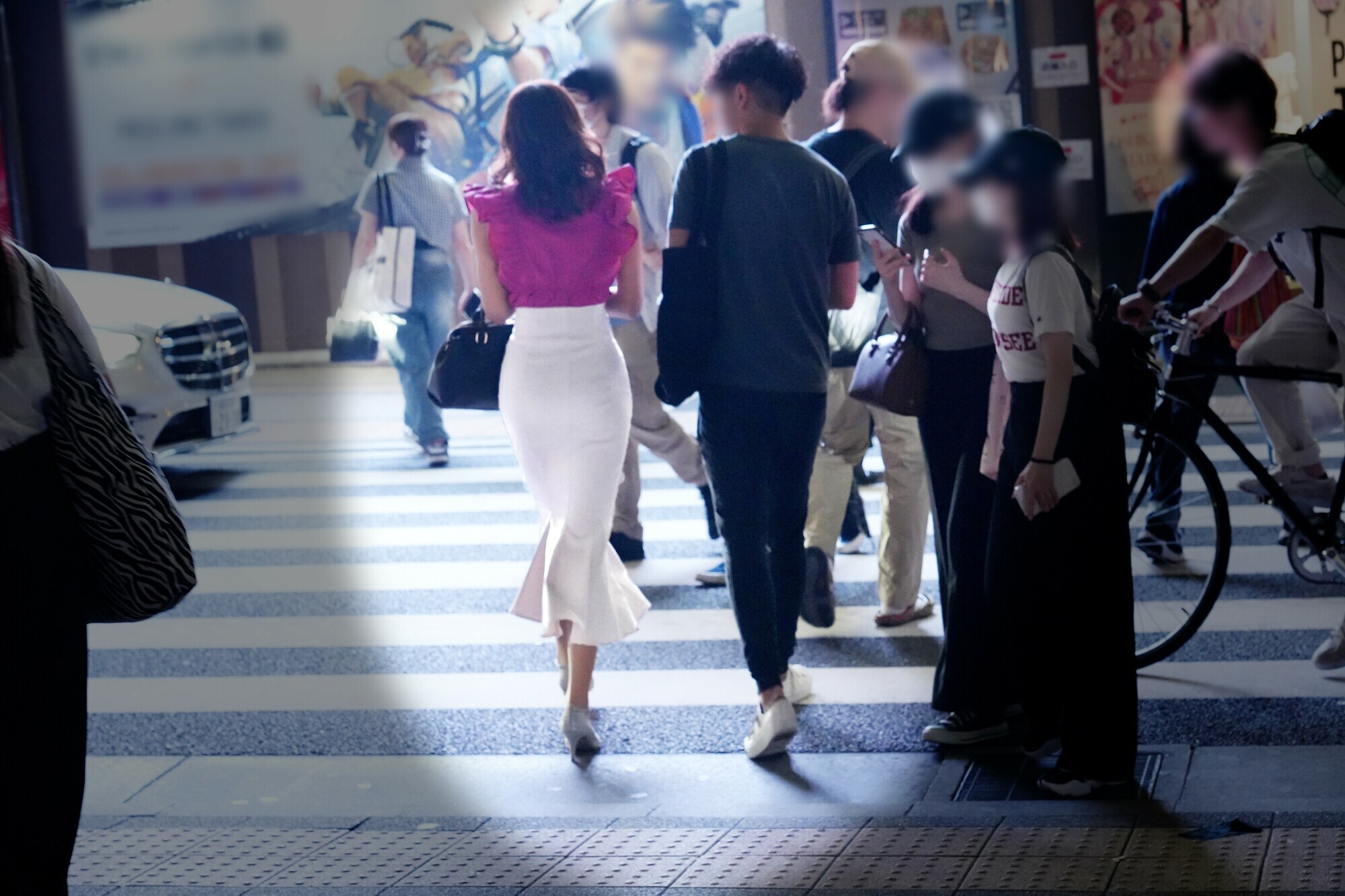 「【素人ナンパ】巨乳美女を粘り強く口説いて中出し＆イラマチオ！興奮必至の本気セックス」のサムネイル