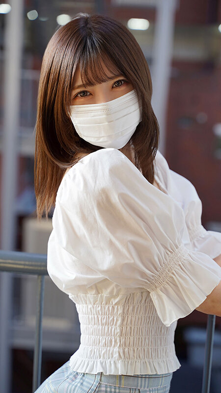 「皆瀬あかり 元地下アイドルの美少女看護学生がフェラ＆ハメ撮りに挑戦 スレンダー素人の本気」のサムネイル